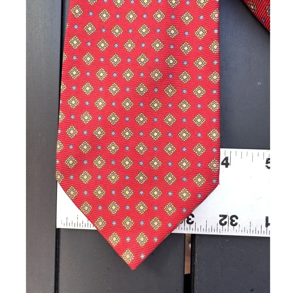 Balenciaga Red Geometric Yellow Blue Diamond 100% Silk Tie Made Italy 3.75